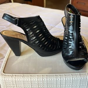 Chinese Laundry heels size 9